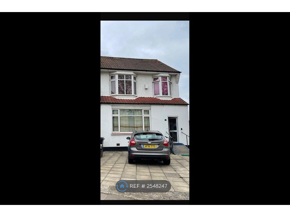 Property photo 1 of 28