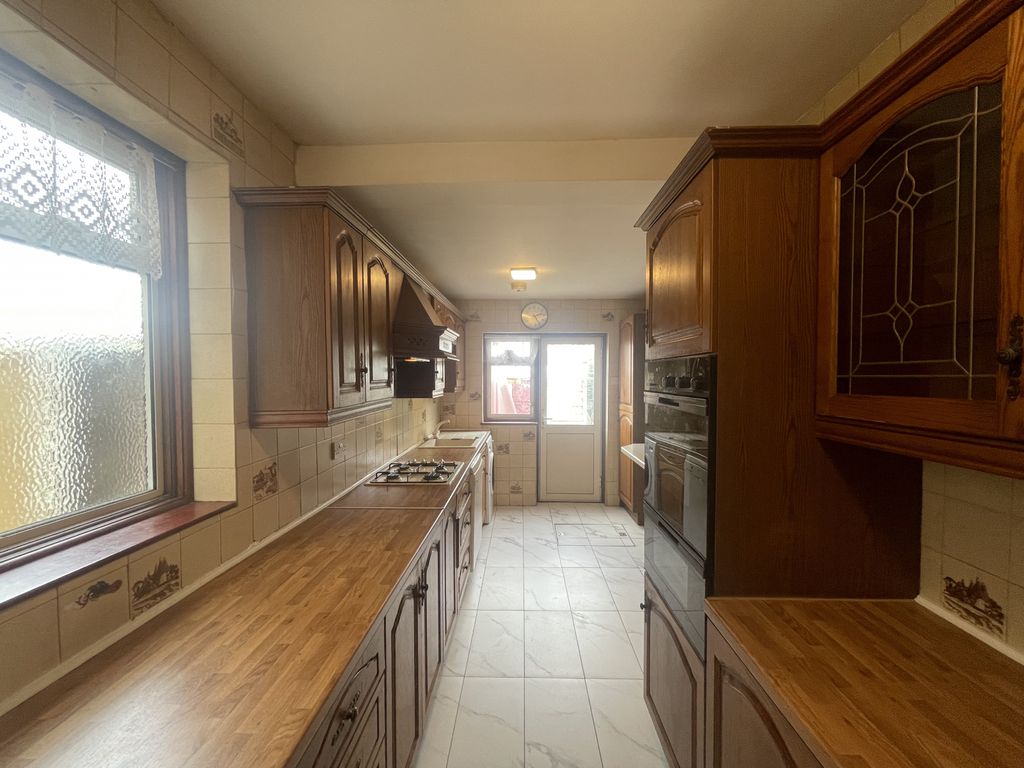 Property photo 3 of 15 Gallery