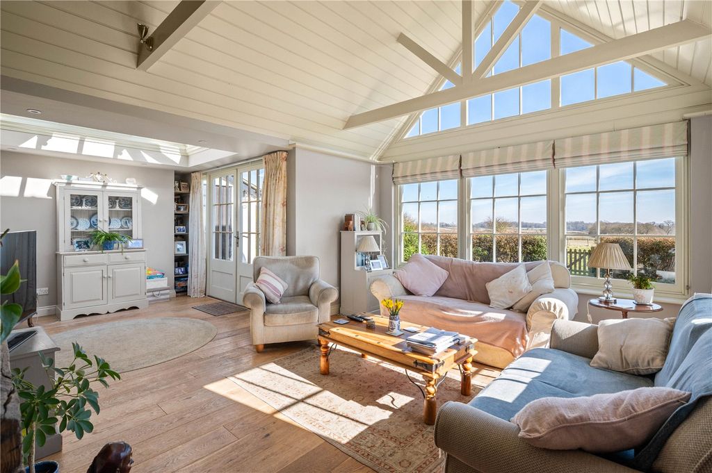 Property photo 3 of 27 Picture No. 22