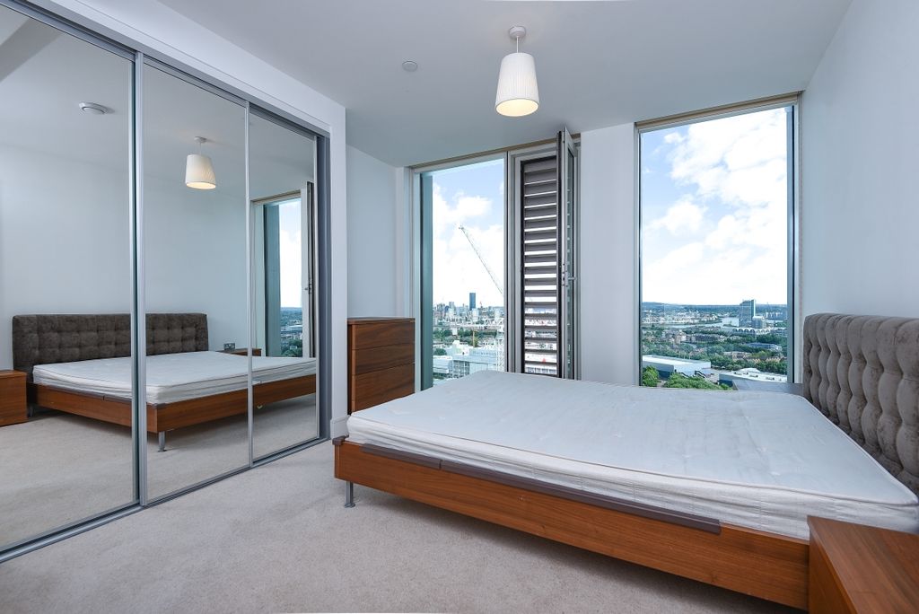 Property photo 3 of 12 Bedroom