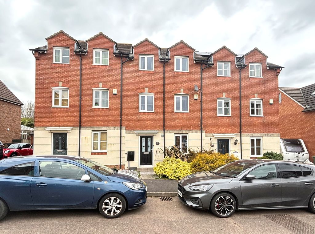 Property photo 1 of 15 Front