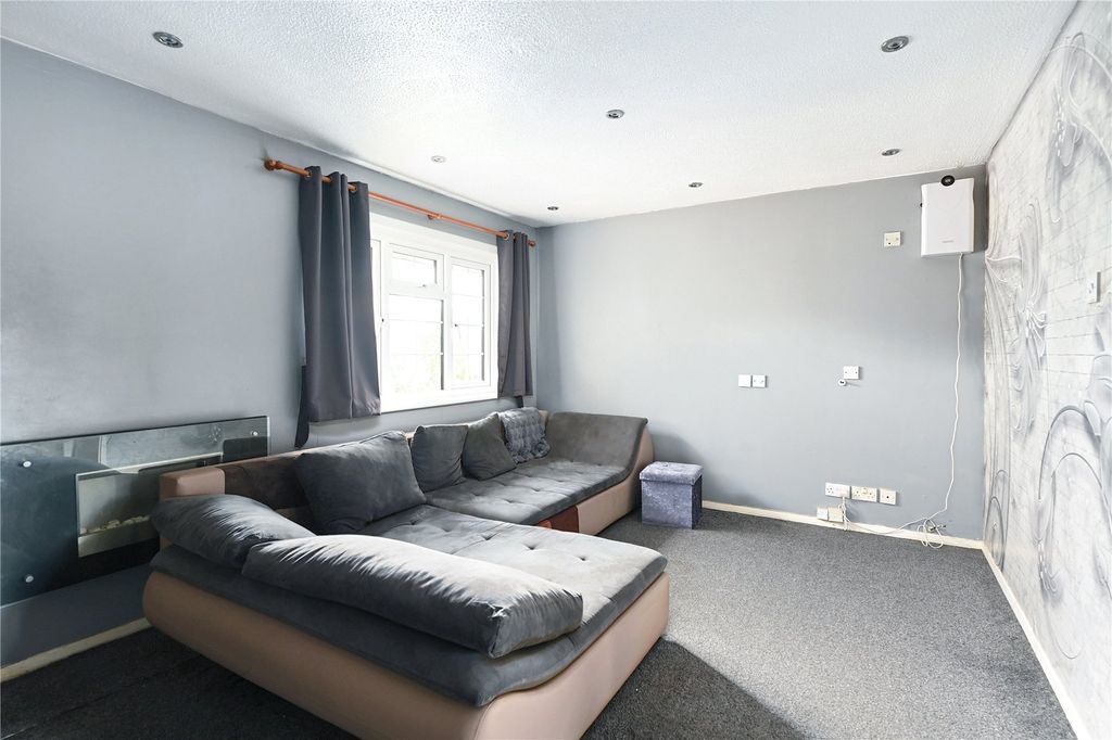 Property photo 2 of 9 Picture No. 03