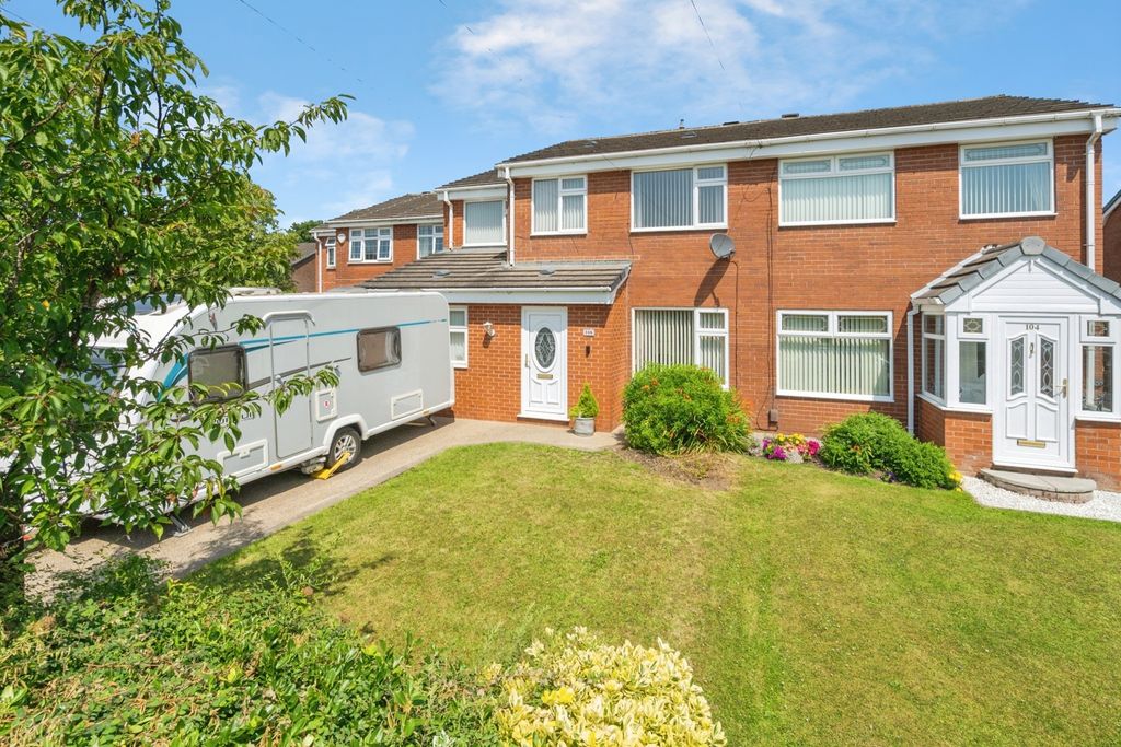 Property photo 1 of 30 Pbox-Img.Jpg