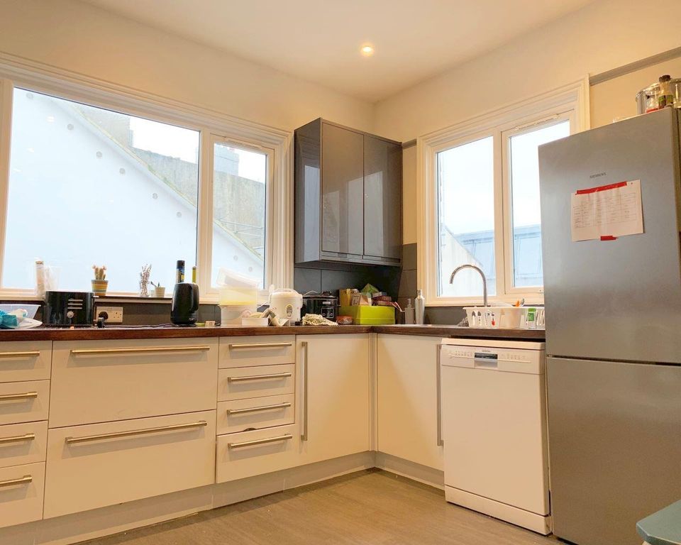 Property photo 2 of 10 4627931