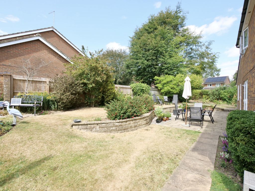 Property photo 2 of 18