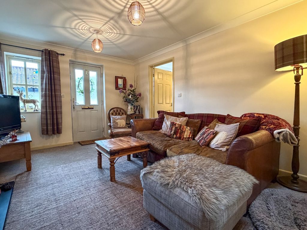Property photo 3 of 13 36845910