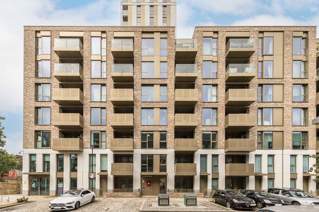 Property photo 1 of 7