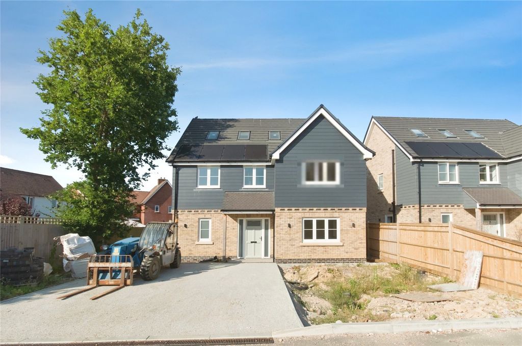 Property photo 1 of 21 Picture No. 40