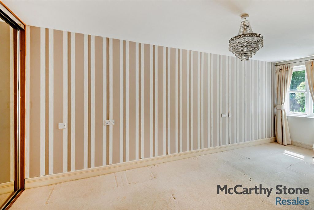 Additional image 10 of 1 bed flat for saleStewart Court, High Street, Epping CM16
