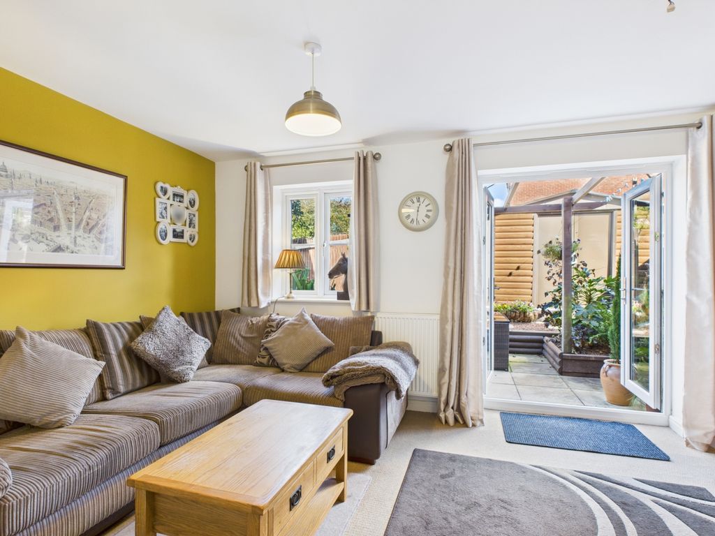 Property photo 3 of 8 Cam02313G0-Pr0096-Still031