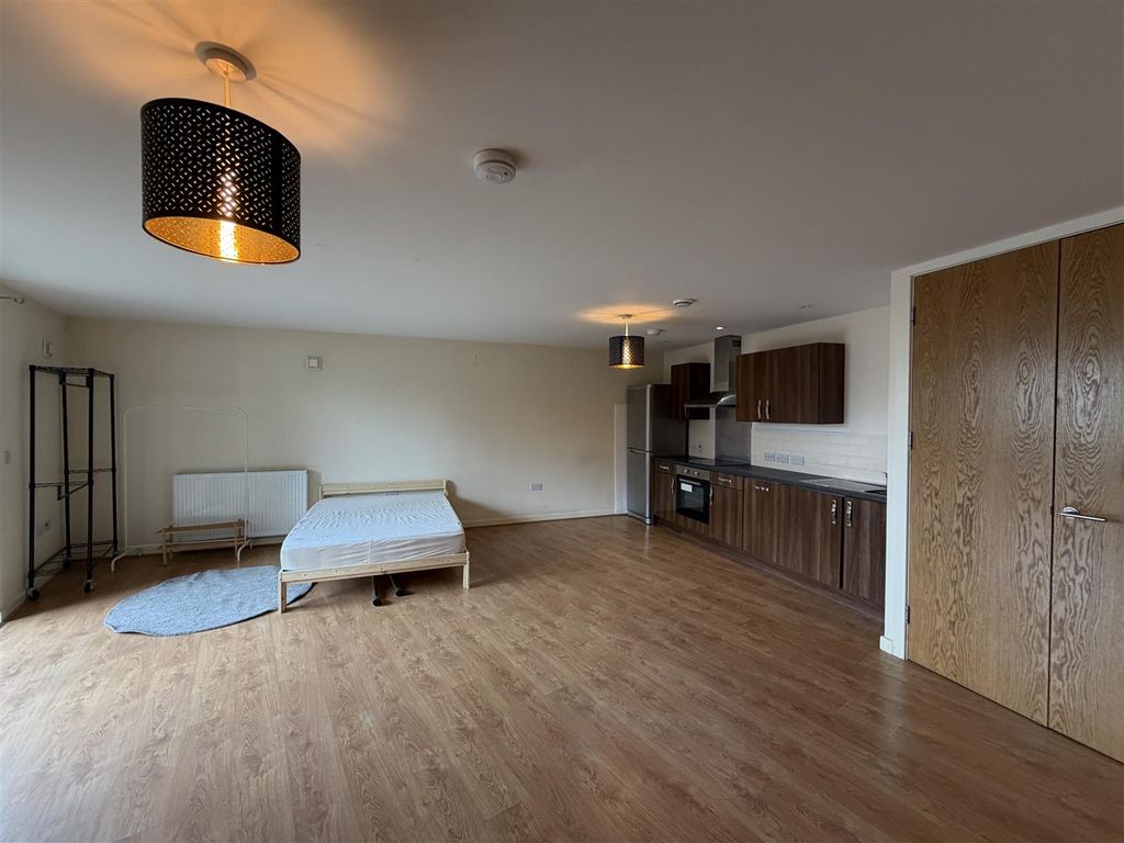 Property photo 2 of 8 Img_0300.Jpg