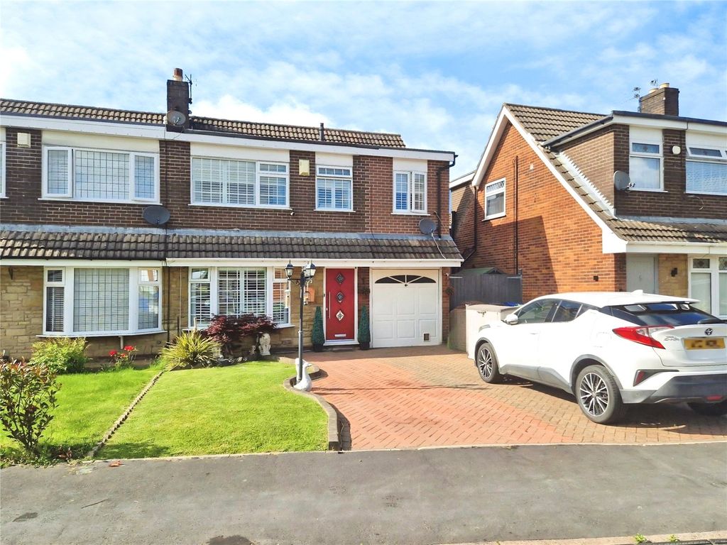 Property photo 1 of 23 Picture No. 32