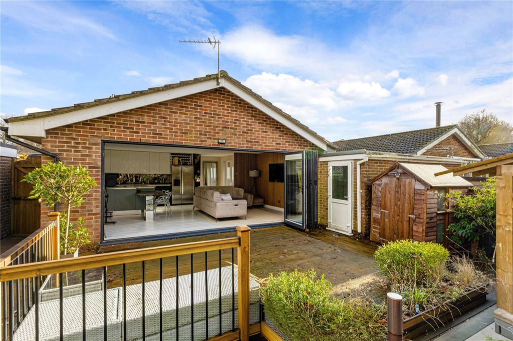 Property photo 1 of 17 Terrace