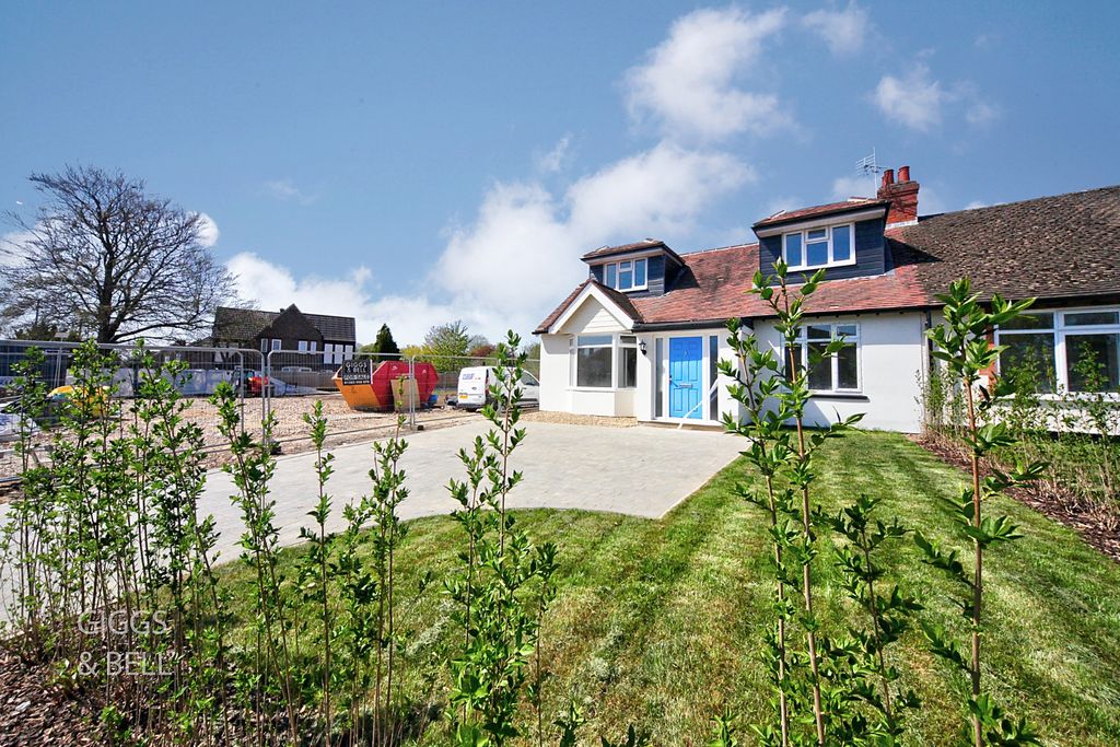 Property photo 2 of 7 5022842