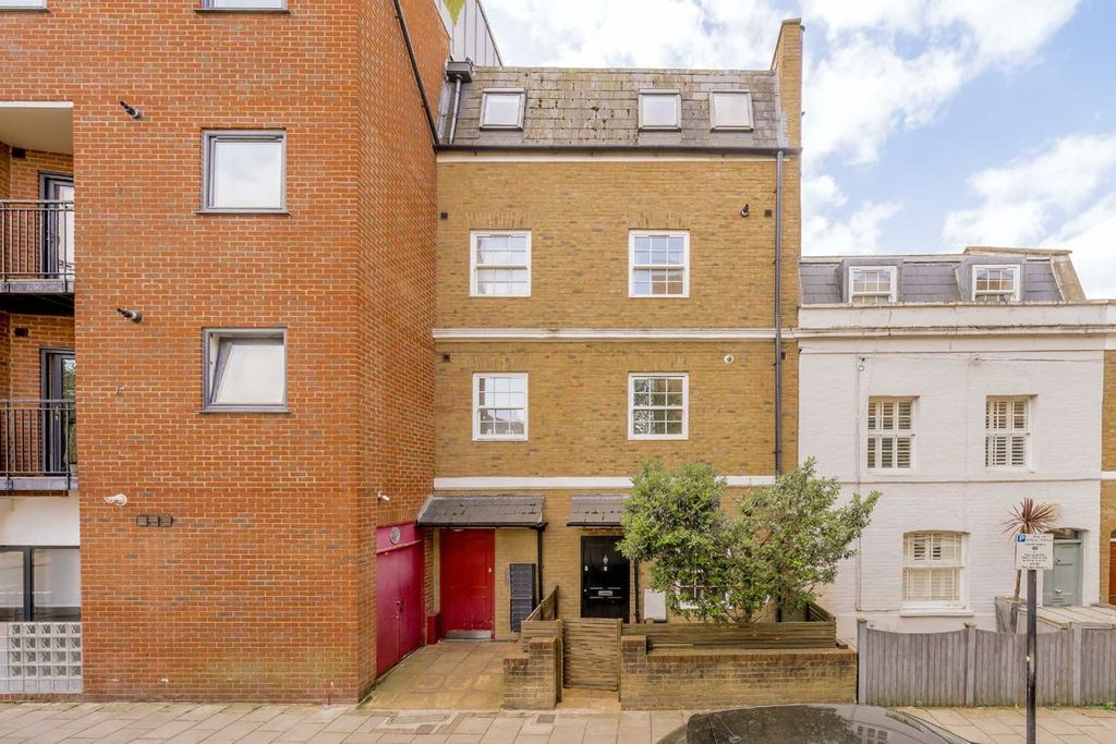 Property photo 1 of 6
