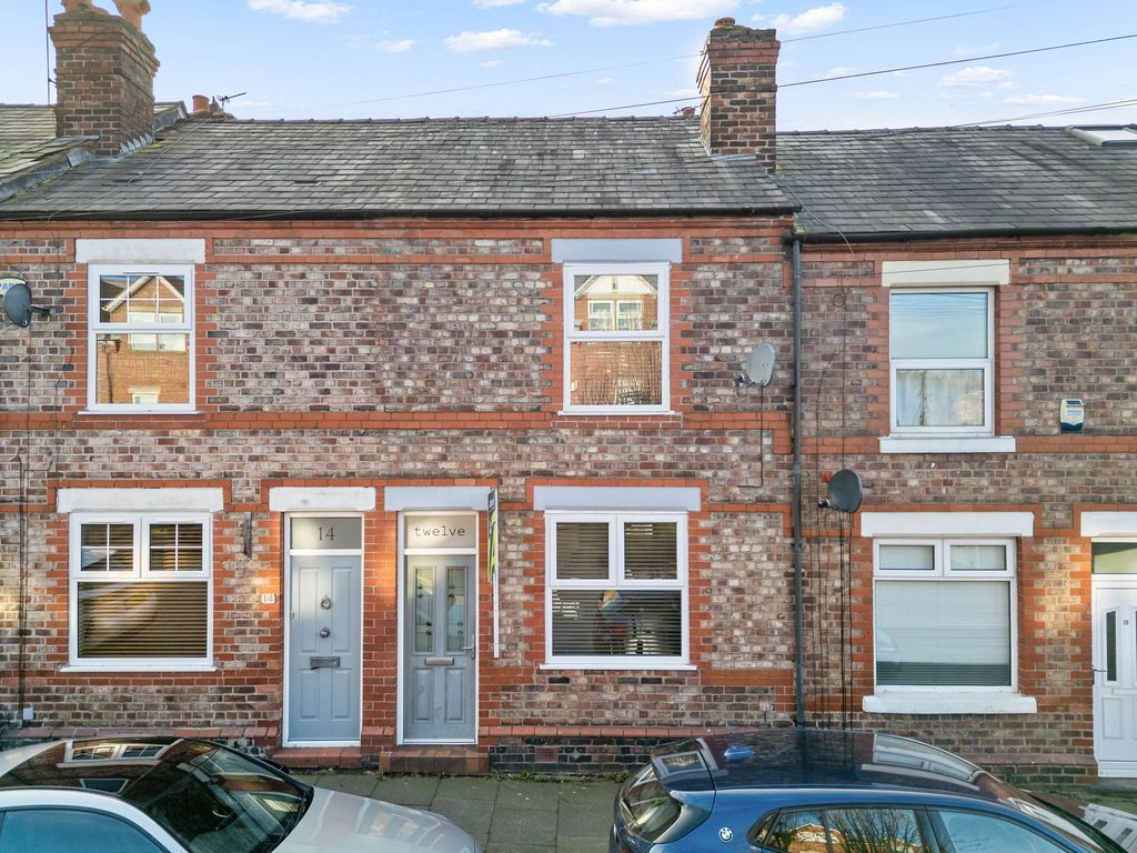 Property photo 1 of 18