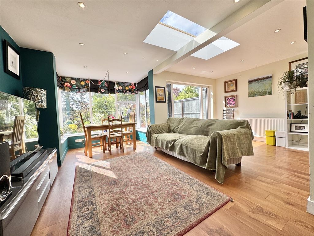 Property photo 3 of 35 Img_7058.Jpeg