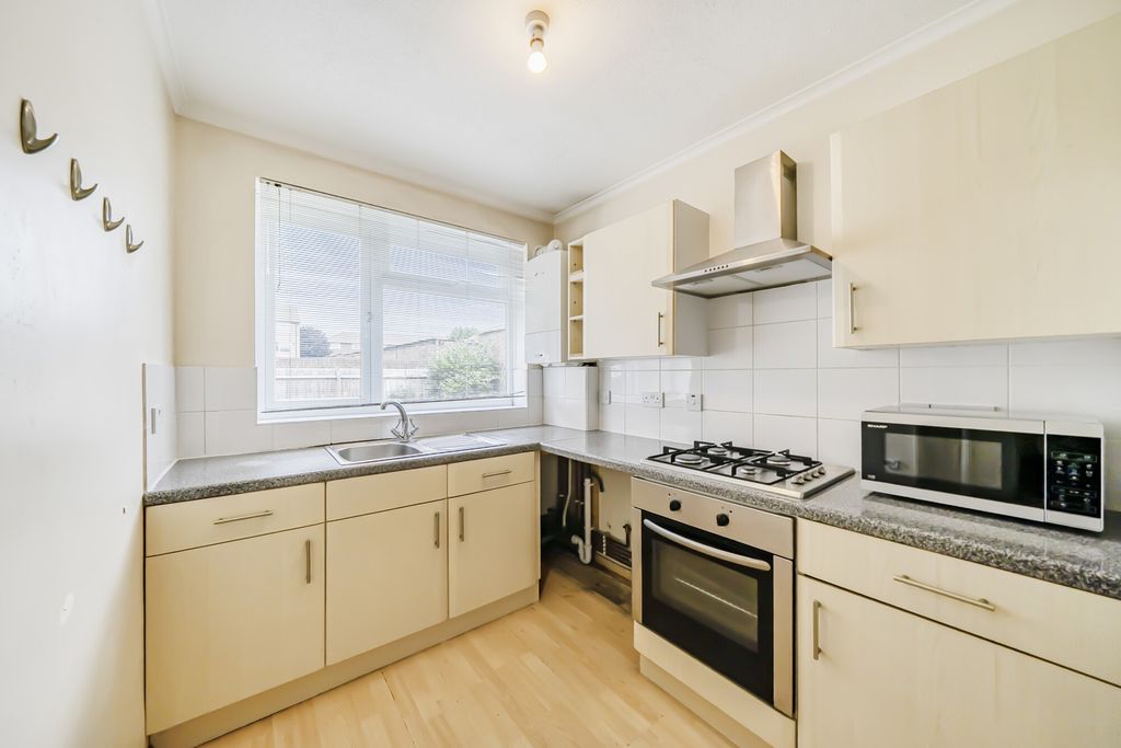 Property photo 2 of 20 1494063-2-6A55F88...