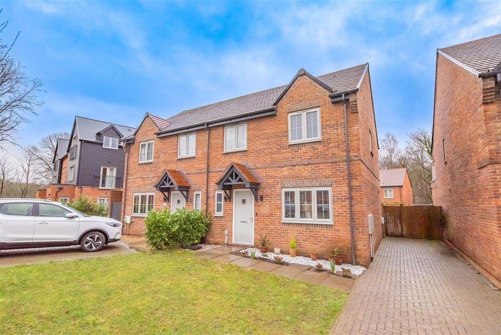 Property photo 1 of 20