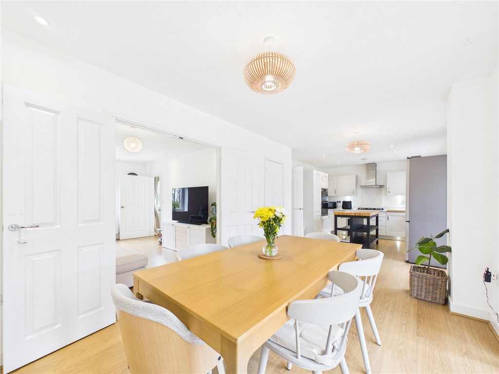 Property photo 2 of 28 Picture No. 02