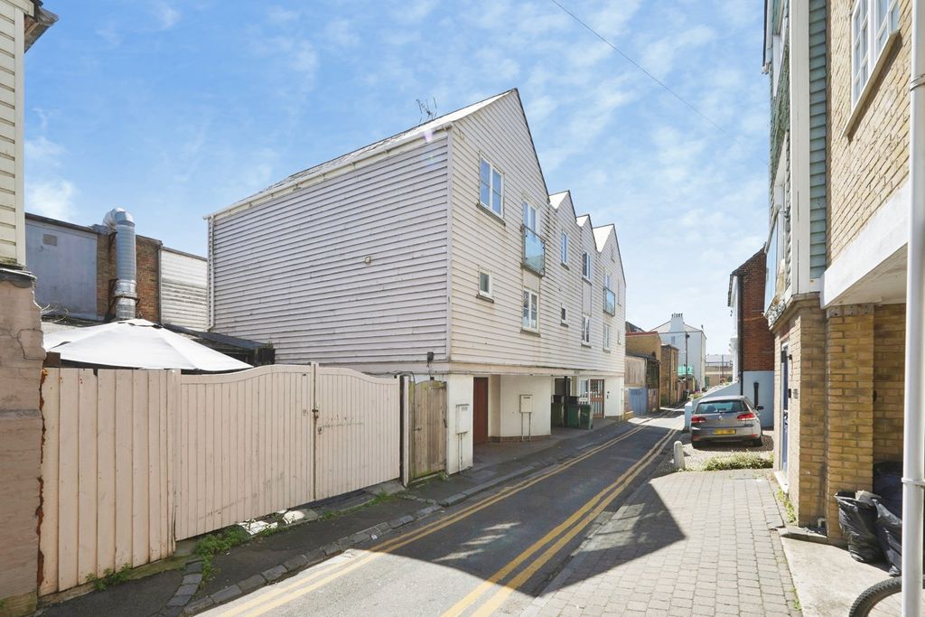 Property photo 1 of 26 Pbox-Img.Jpg