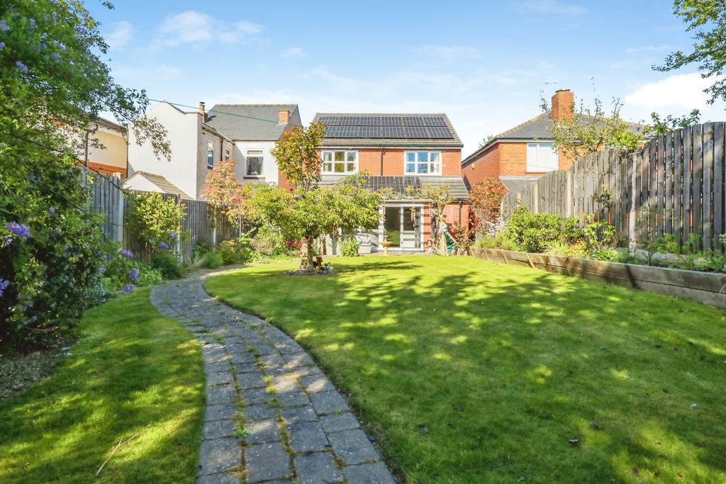 Property photo 1 of 19 Pbox-Img.Jpg