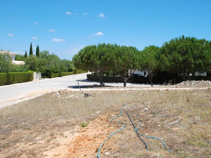Property photo 1 of 3