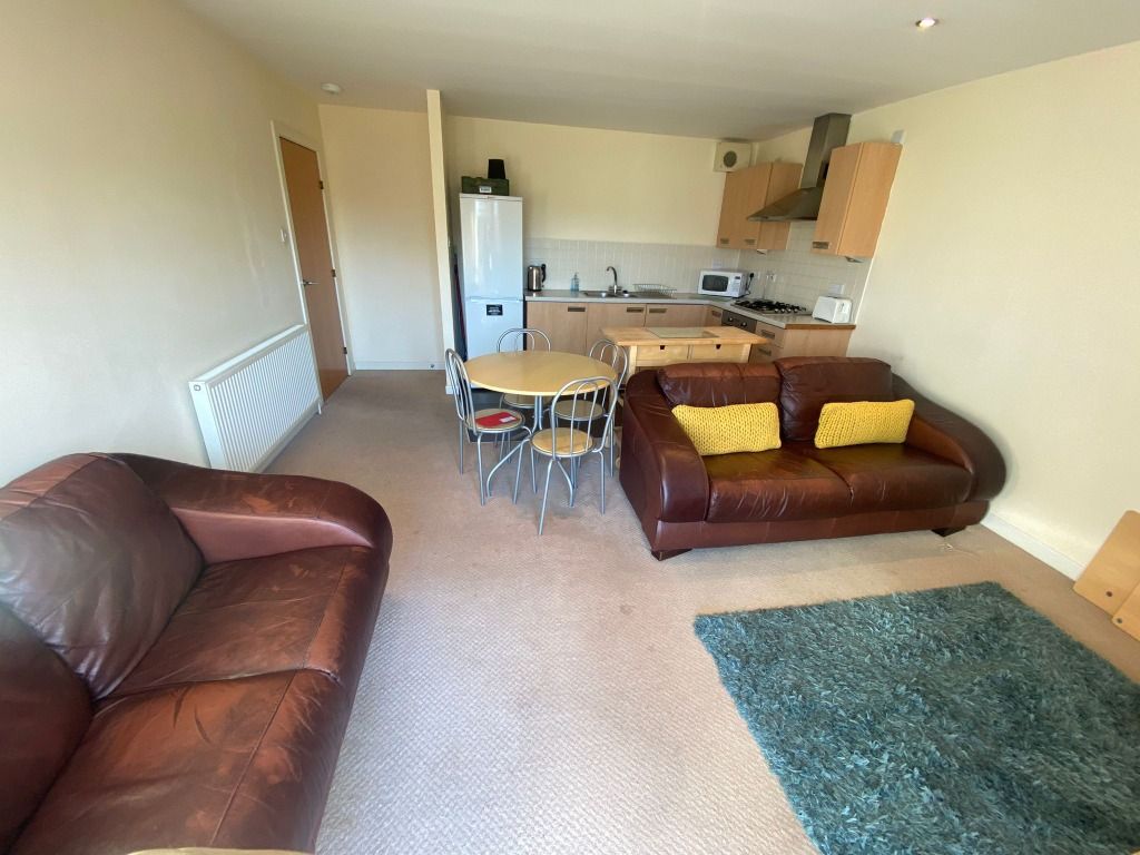 Property photo 2 of 6