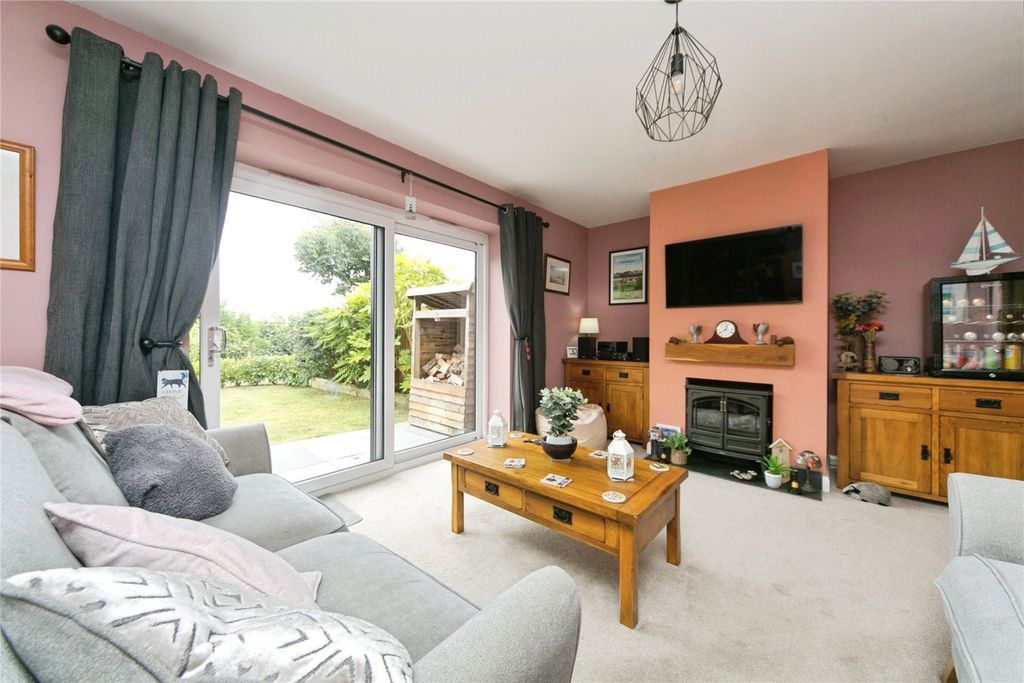 Property photo 2 of 26 Picture No. 05