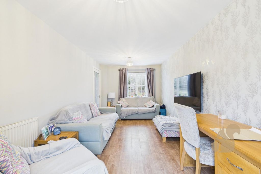 Property photo 2 of 19 Cam01659G0-Pr0707-Still003.Jpg