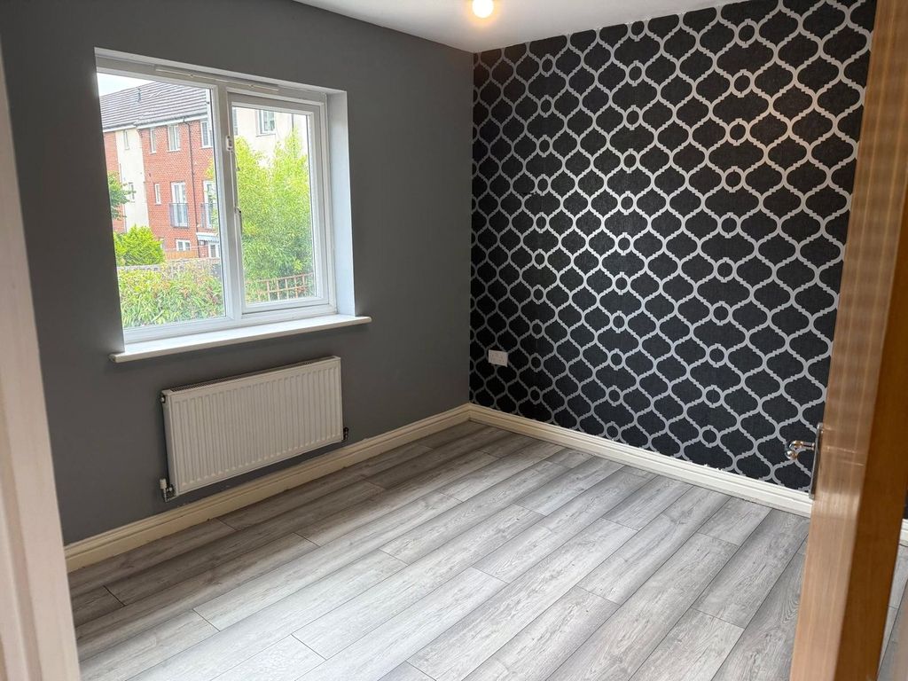 Property photo 2 of 11 Picture No. 02