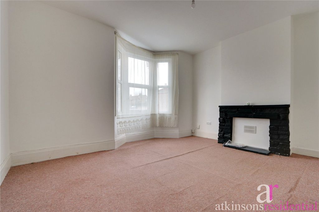 Property photo 2 of 11 Picture No. 04