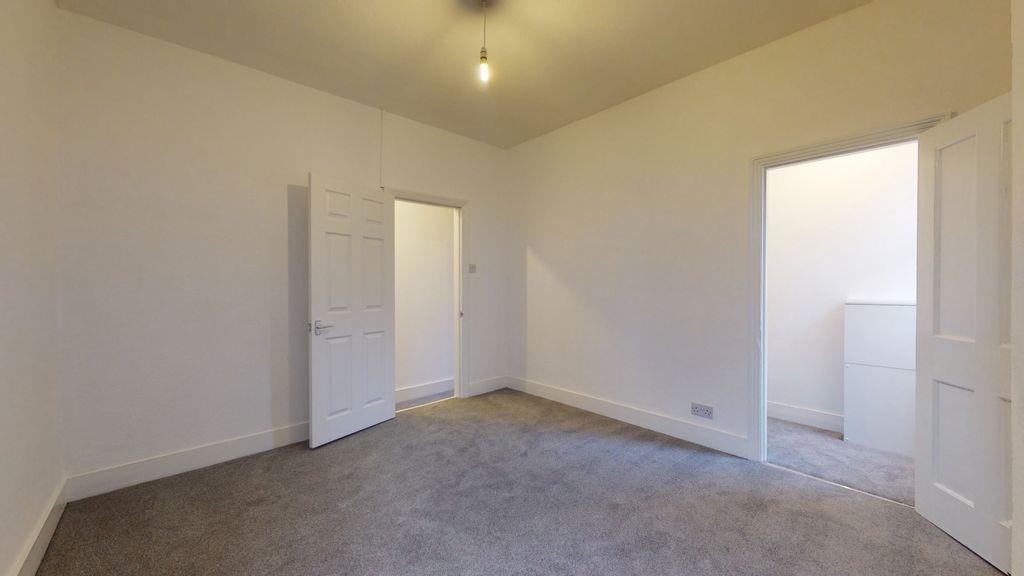 Property photo 3 of 12 Bedroom 2