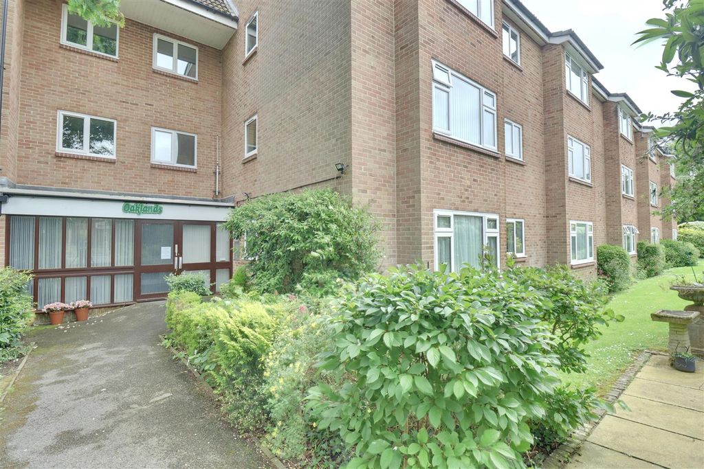 Property photo 2 of 12 5734B05D-957C-4Ed8-B57E-B1A4C2476A8B_1_201_A.Jpeg