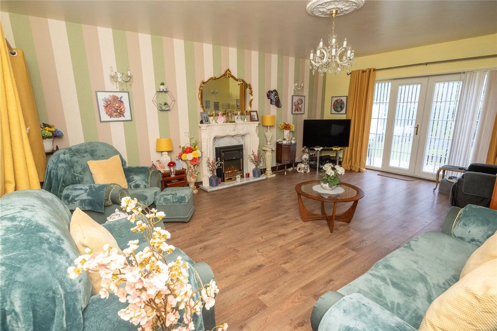 Property photo 2 of 14 Picture No. 08