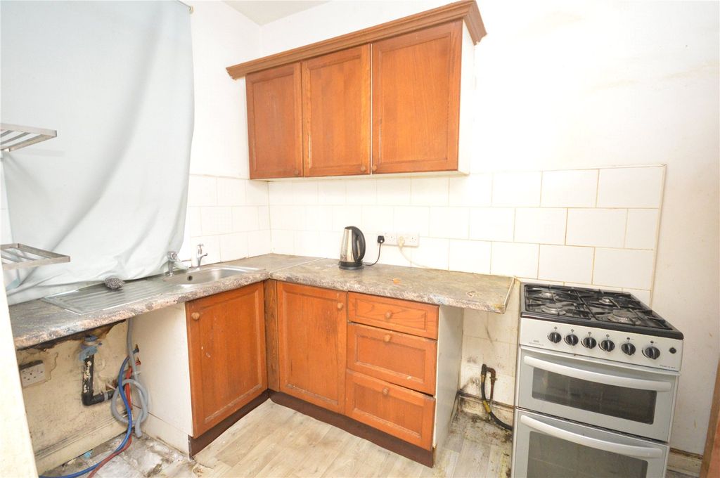 Property photo 3 of 7 Picture 3