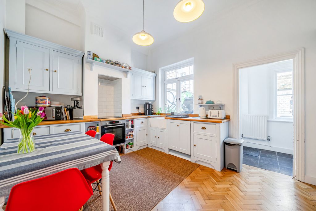 Property photo 3 of 18 1428910-8-69Bafc7...