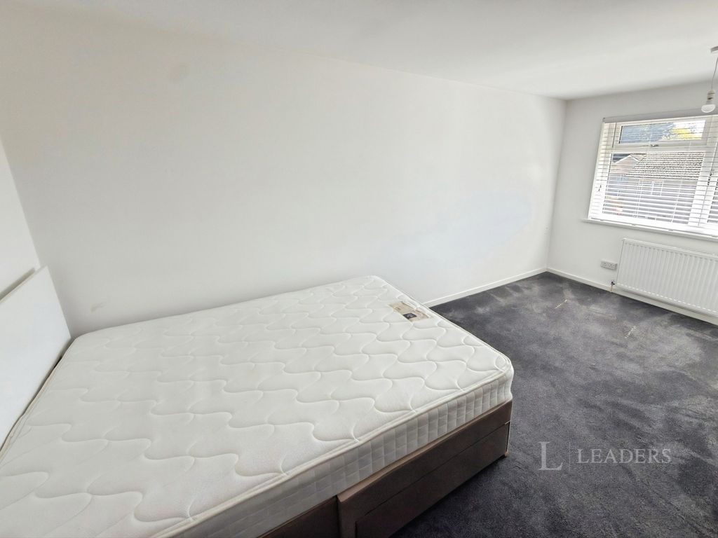 Property photo 2 of 7 Pbox-Img.Jpg