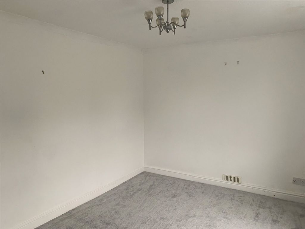 Property photo 2 of 13 Picture No. 03