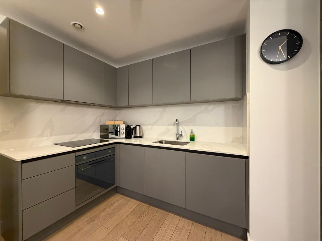 Property photo 2 of 20 Kitchen