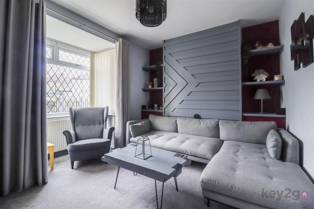 Property photo 2 of 18 Img_7871-Img_7873.Jpg