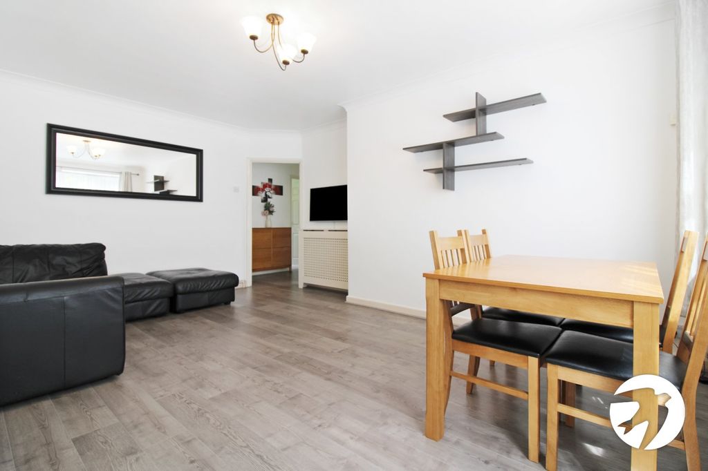 Property photo 2 of 11 Picture No. 10