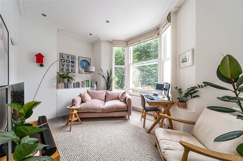 Property photo 2 of 11 Picture No. 48