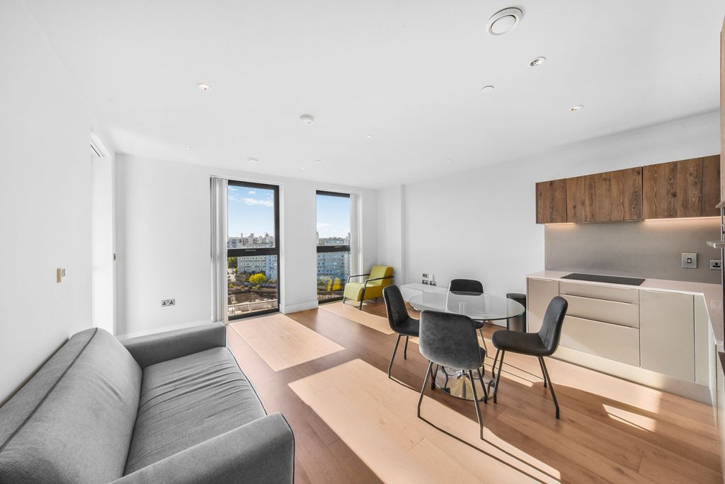 Property photo 2 of 15 Picture No. 38