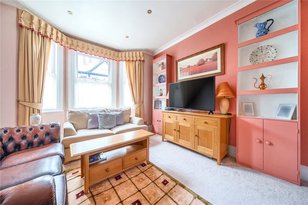Property photo 2 of 20 Picture No. 47