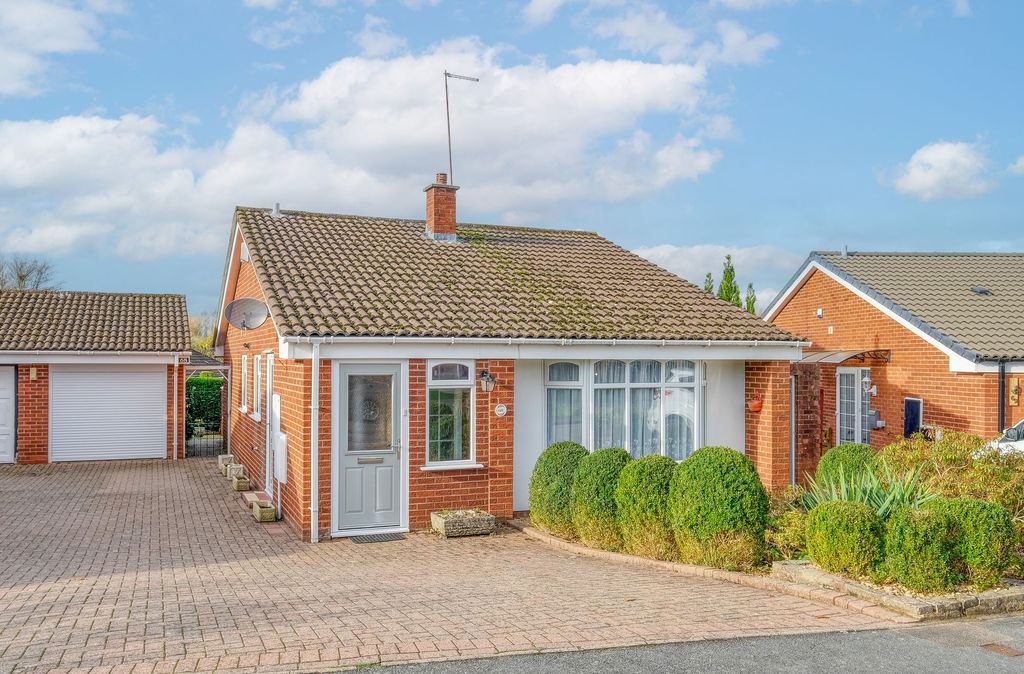 Property photo 1 of 18