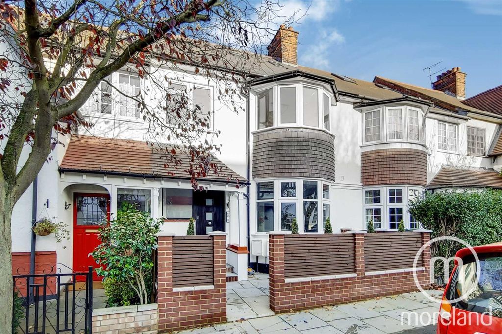 Property photo 1 of 11 5704420