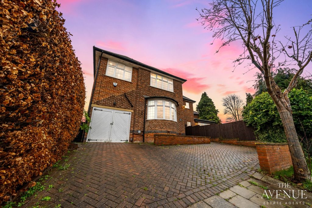 Property photo 1 of 41 4757142