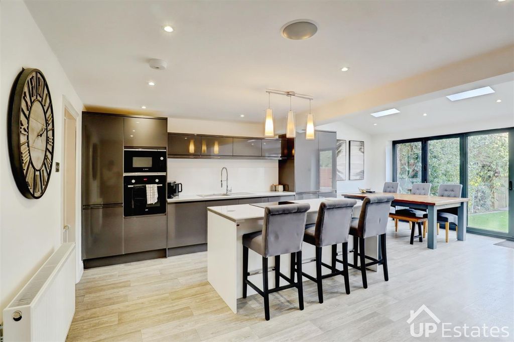 Property photo 3 of 18 Kitchen/ Diner/ Living Room