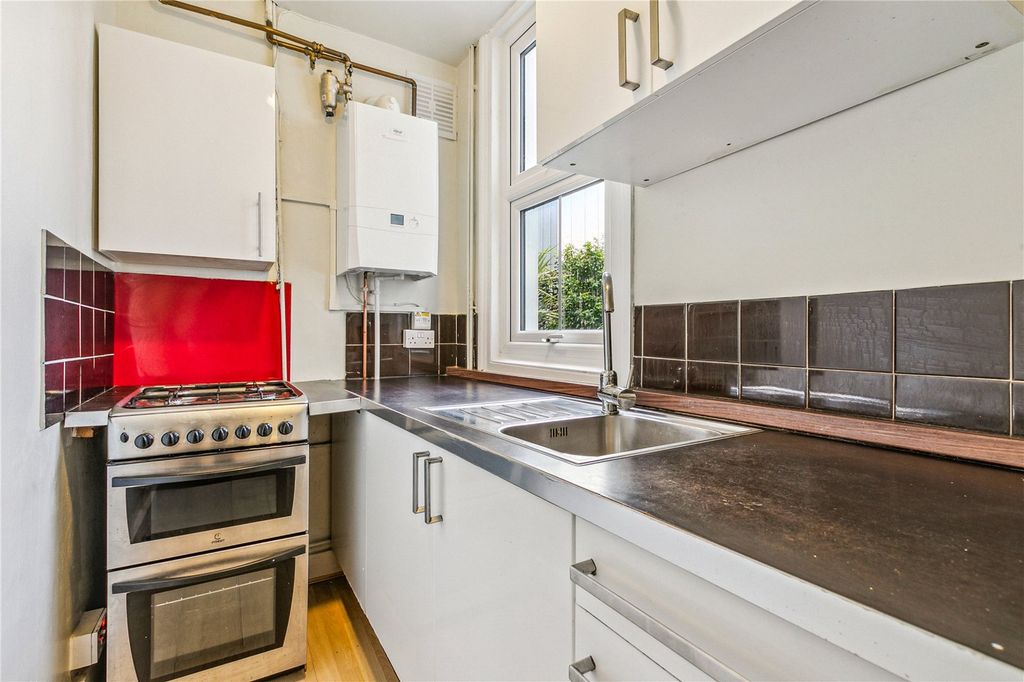 Property photo 2 of 15 Kitchen